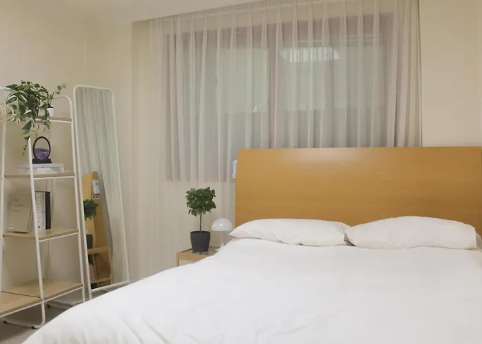 Appartement Staypuzzle Arex Dmc역 3분 무료주차 6인 가족 여행객의 편한하고 넉넉한 짐보관 3룸2욕실 Seoel